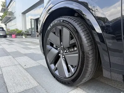 Li Auto Li L8 2025, 7000 км, за 42814.8 USD - фото 6