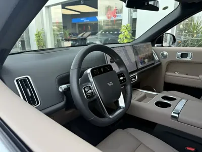 Li Auto Li L8 2025, 7000 км, за 42814.8 USD - фото 10
