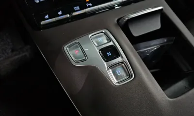 Hyundai Grandeur 2021, 145530 км, за 11384.35 USD - фото 9