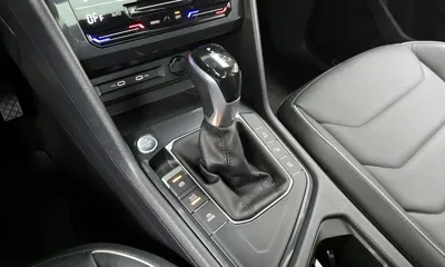 Volkswagen Tiguan 2024, 32660 км, за 25287.65 USD - фото 9