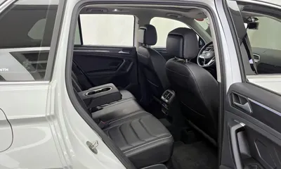Volkswagen Tiguan 2024, 32660 км, за 25287.65 USD - фото 12
