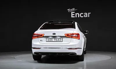 Kia K7 2015, 134534 км, за 3773.1 USD