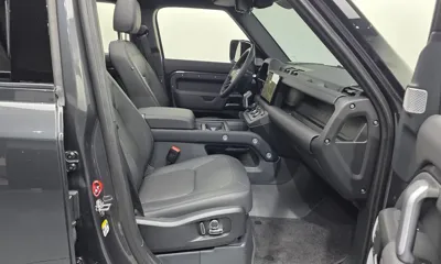Land Rover Defender 2024, 12824 км, за 66306.94 USD - фото 3