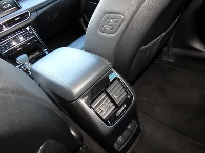 Kia K7 2020, 53851 км, за 12026.26 USD - фото 16