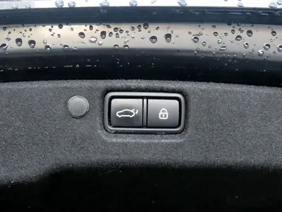 Kia K7 2020, 53851 км, за 12026.26 USD - фото 17