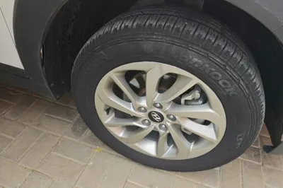 Hyundai Tucson 2015, 94500 км, за 7083 USD
