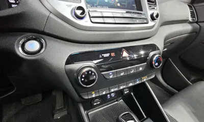 Hyundai Tucson 2017, 118379 км, за 6937.56 USD - фото 15