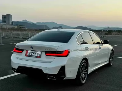 BMW 3 Series 2022, 40000 км, за 21396.08 USD - фото 9