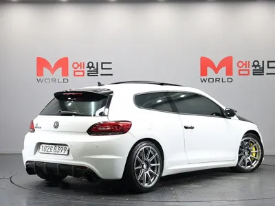 Volkswagen Scirocco 2013, 145471 км, за 5448.34 USD