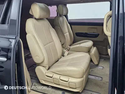 Kia Canival 2016, 131704 км, за 9376.83 USD - фото 12