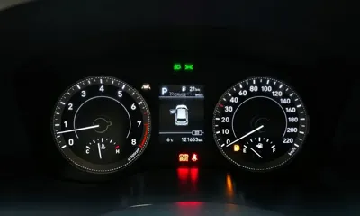 Hyundai Venue 2020, 121653 км, за 8527.24 USD - фото 8