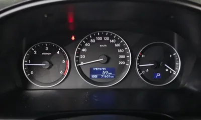 Hyundai Starex 2017, 71601 км, за 8782.21 USD - фото 8