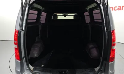 Hyundai Starex 2017, 71601 км, за 8782.21 USD - фото 20