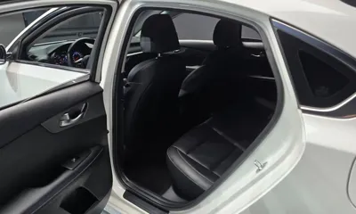 Kia K3 2020, 55966 км, за 9124.33 USD - фото 26