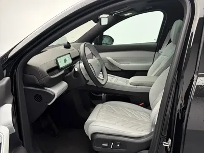 Nio ES6 2025, 8800 км, за 35284.78 USD