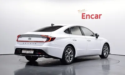 Hyundai Sonata 2022, 77873 км, за 18845.47 USD
