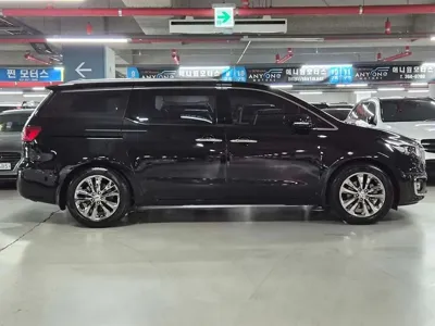 Kia Canival 2016, 76702 км, за 10371.54 USD