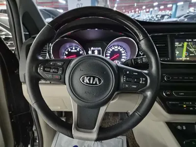 Kia Canival 2016, 76702 км, за 10371.54 USD - фото 9