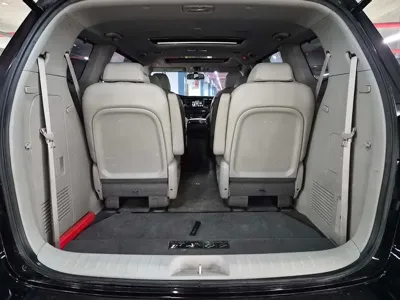 Kia Canival 2016, 76702 км, за 10371.54 USD - фото 18
