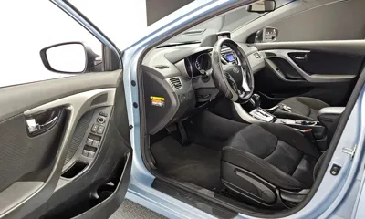 Hyundai Avante 2011, 63665 км, за 3612.72 USD - фото 11