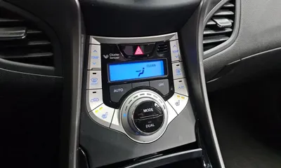 Hyundai Avante 2011, 63665 км, за 3612.72 USD - фото 18