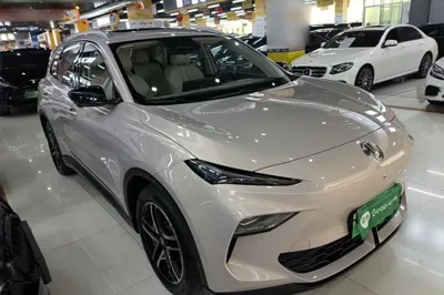 MG ES5 2025, 34500 км, за 14143 USD