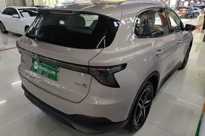 MG ES5 2025, 34500 км, за 14143 USD - фото 7