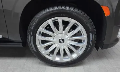 Cadillac Escalade 2021, 74400 км, за 50662.21 USD