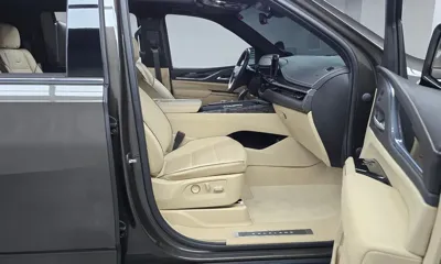 Cadillac Escalade 2021, 74400 км, за 50662.21 USD - фото 11