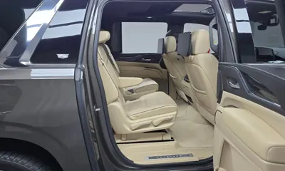 Cadillac Escalade 2021, 74400 км, за 50662.21 USD - фото 12