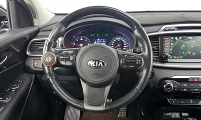 Kia Sorento 2017, 132158 км, за 7475.78 USD - фото 14