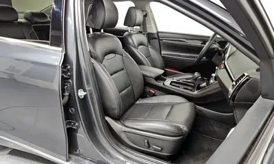 Hyundai Grandeur 2018, 33345 км, за 13148.33 USD - фото 10