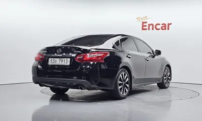 Nissan Altima 2018, 74654 км, за 6149.7 USD