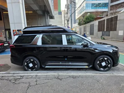 Kia Canival 2026, 5900 км, за 40213.21 USD