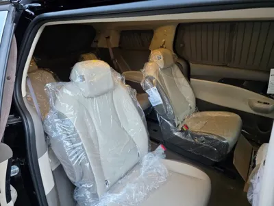 Kia Canival 2026, 5900 км, за 40213.21 USD
