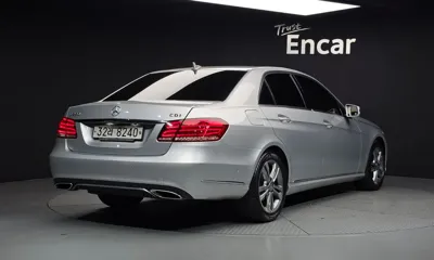 Mercedes-Benz E-Class 2014, 99501 км, за 7676.3 USD