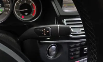 Mercedes-Benz E-Class 2014, 99501 км, за 7670.8 USD - фото 9