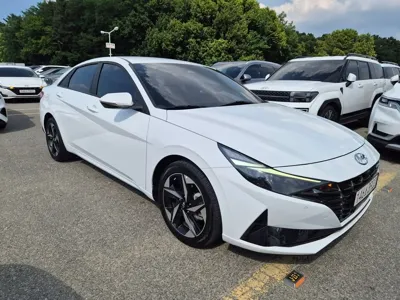 Hyundai Avante 2023, 66340 км, за 11027.96 USD