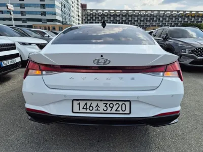 Hyundai Avante 2023, 66340 км, за 11027.96 USD