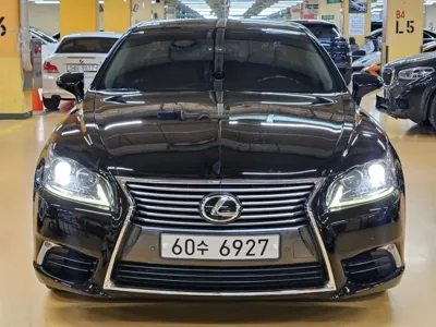 Lexus LS · 2014 год