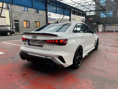 Audi RS3 2025, 3500 км, за 54155.18 USD