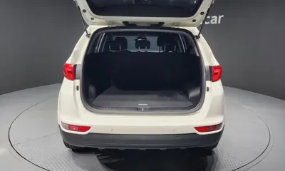 Kia Sportage 2018, 58159 км, за 9646.51 USD - фото 20
