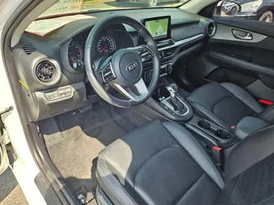 Kia K3 2020, 73810 км, за 9124.33 USD - фото 8