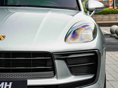 Porsche Macan 2023, 38000 км, за 49874.99 USD