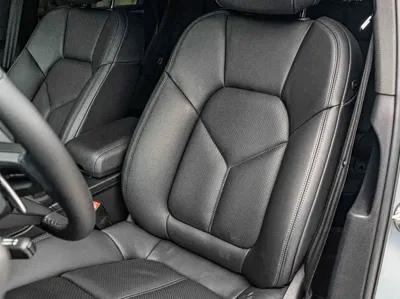 Porsche Macan 2023, 38000 км, за 49593.57 USD - фото 12