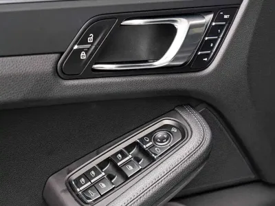 Porsche Macan 2023, 38000 км, за 49593.57 USD - фото 18