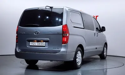 Hyundai Starex 2020, 75599 км, за 8861.76 USD