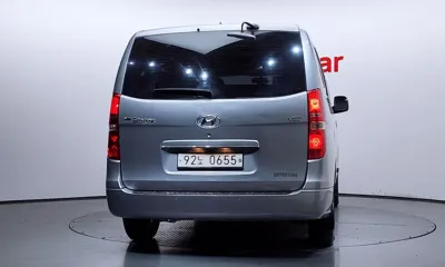 Hyundai Starex 2020, 75599 км, за 8861.76 USD