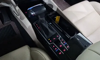 Kia K7 2018, 67718 км, за 9247.76 USD - фото 9
