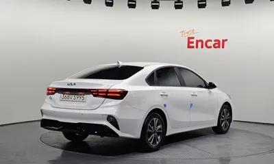 Kia K3 2022, 73983 км, за 10076.05 USD - фото 2